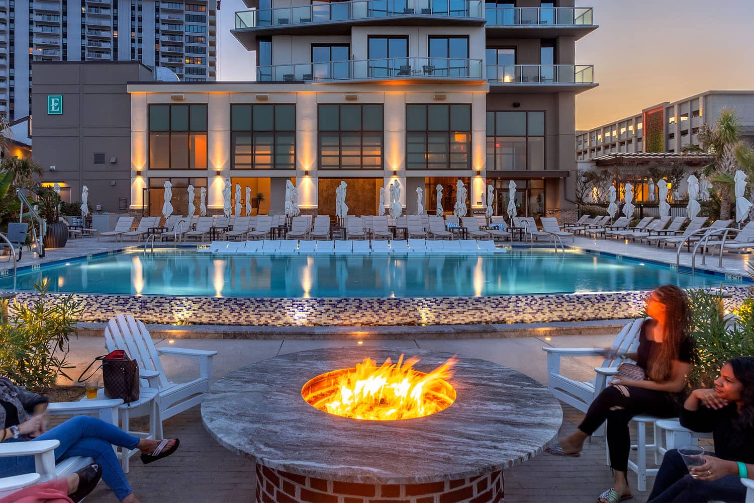 An outdoor fire pit at the Embassy Suites
