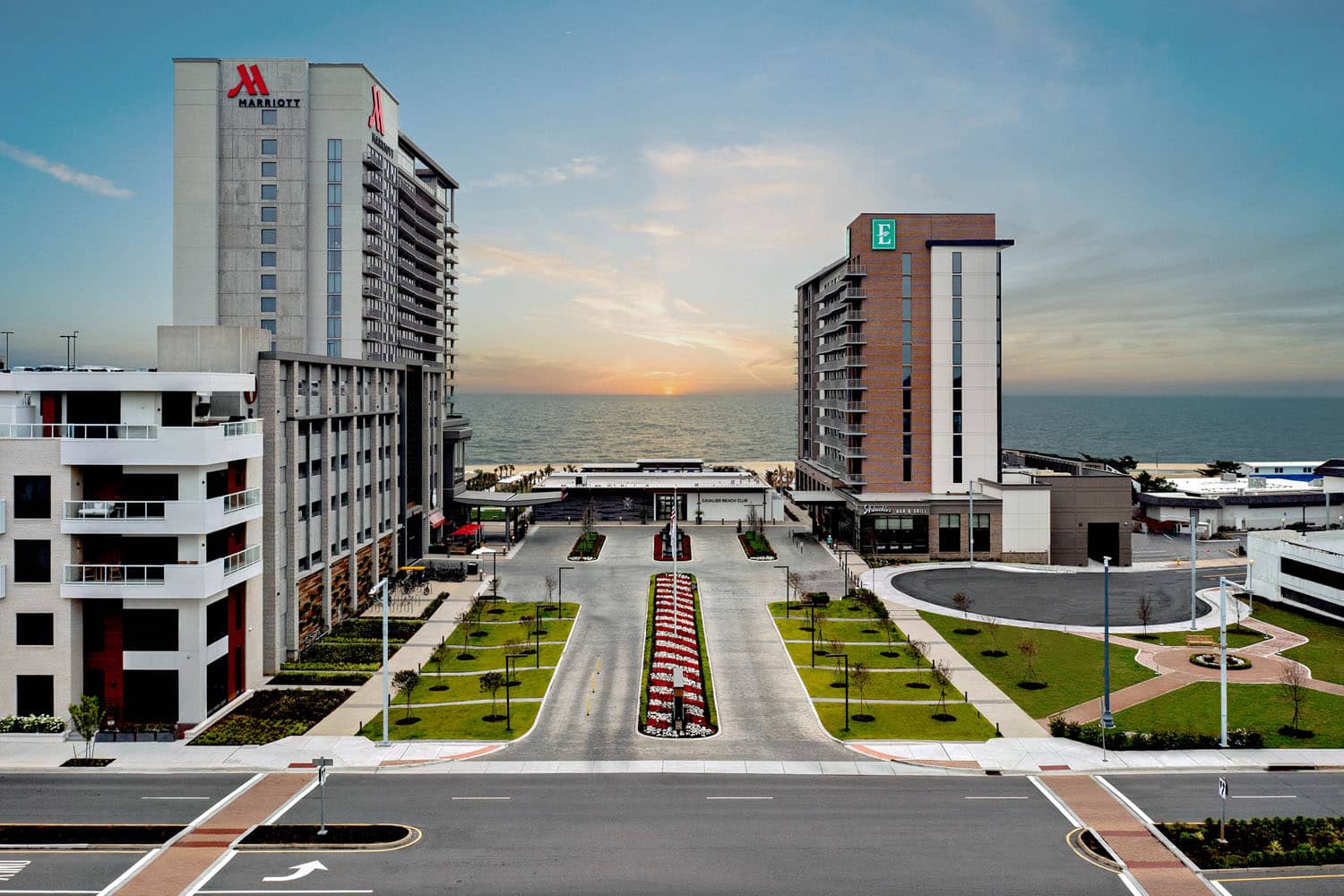 An aerial view of the Marriott Virginia Beach Oceanfront Resort alongside the Embassy Suites by Hilton™ Virginia Beach Oceanfront Resort