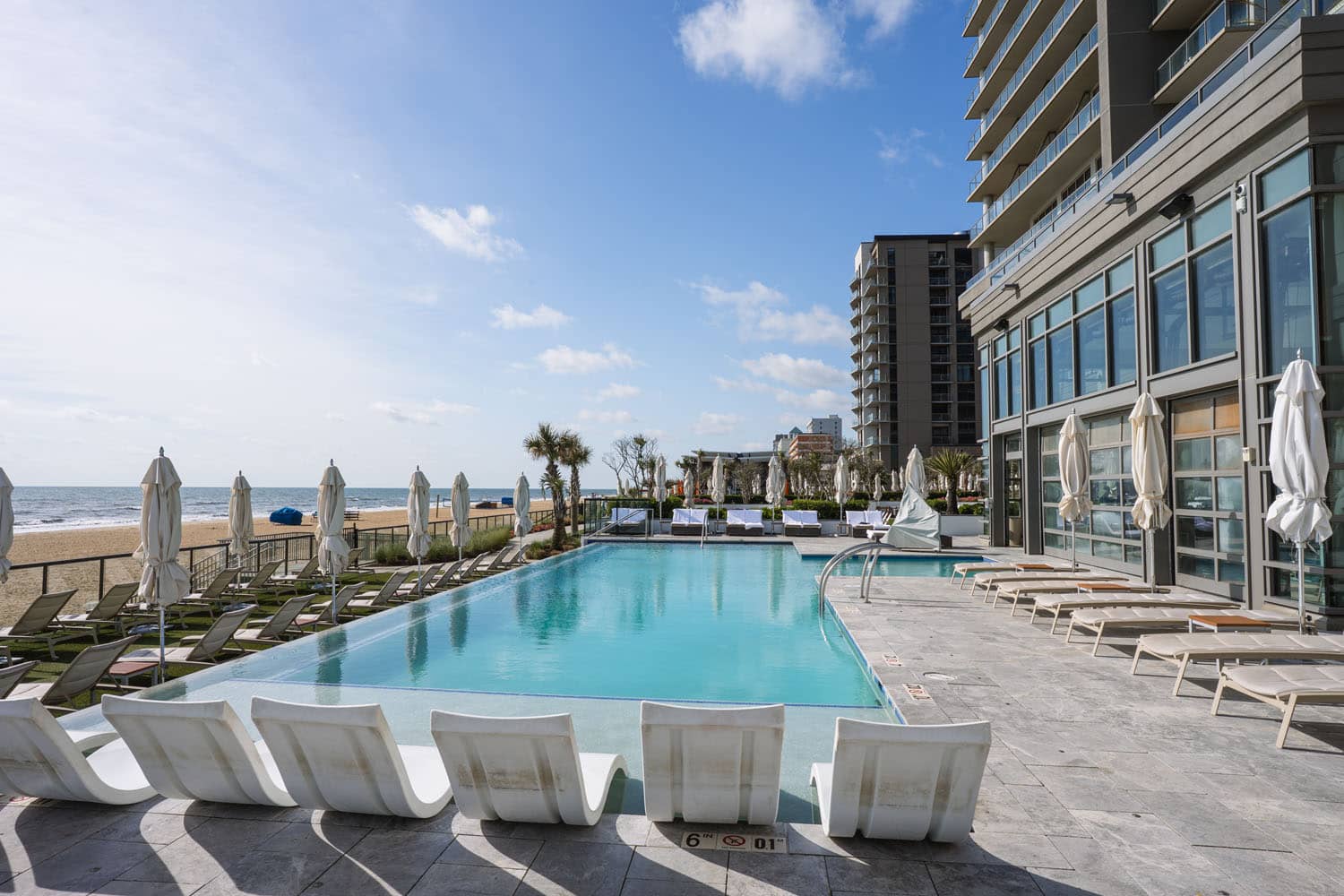 The outdoor pool at the Marriott Virginia Beach Oceanfront Resort